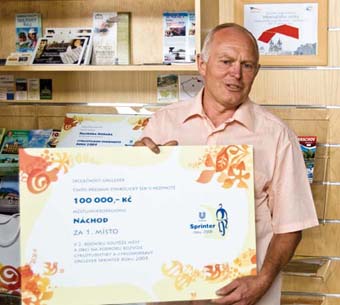 Ocenění Unilever Sprinter roku 2009 převzal místostarosta Náchoda v informačním centru agentury CzechTourism na Staroměstském náměstí v Praze
