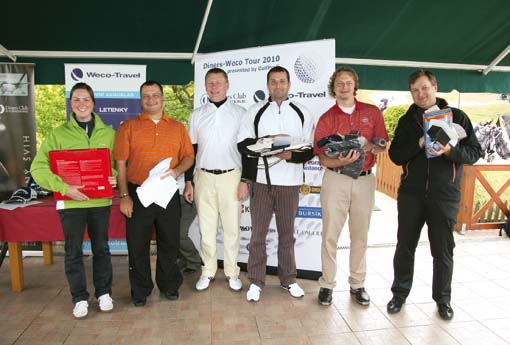Miloslav Bouček (Diners Club) a Petr Přibyl (Weco Travel) s vítězi kategorie 0–12 (Beřovice) Miloslav Bouček (Diners Club) a Petr Přibyl (Weco Travel) s vítězi kategorie 0–12 (Beřovice)