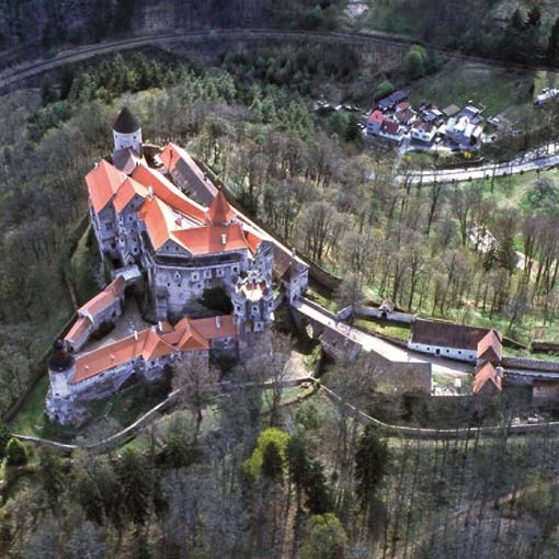 Pernštejn – symbol Bystřicka Pernštejn – symbol Bystřicka