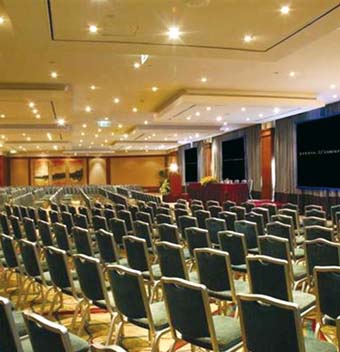 Balíček Meet for Free byl s úspěchem odzkoušen v lisabonském Corinthia Hotelu na jaře letošního roku. Na snímku je kongresový sál Floriana zmíněného hotelu Balíček Meet for Free byl s úspěchem odzkoušen v lisabonském Corinthia Hotelu na jaře letošního roku. Na snímku je kongresový sál Floriana zmíněného hotelu