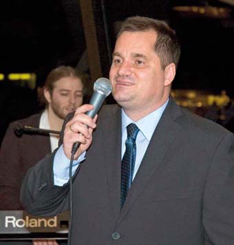 Party zahájil generální ředitel hotelu Raoul Gransier Party zahájil generální ředitel hotelu Raoul Gransier