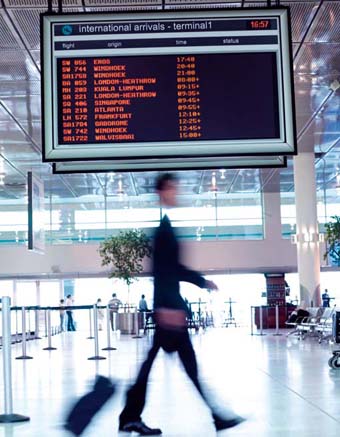 Před nástupem krize ekonomika dlouhodobě rostla, nic nebylo problém. S nadsázkou lze říct, že se létalo tam, kam bylo možné dojít pěšky, říká Jiří Homolka