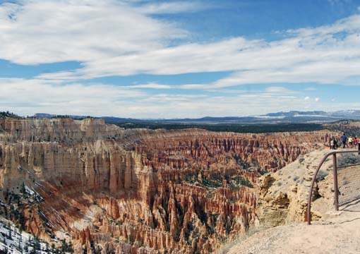 			Bryce Canyon. Demonstrace milionů let horotvorby, subdukce, denudace a hlubinné eroze			