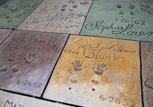 			Chodník slávy. Poznáte blondýnku?			