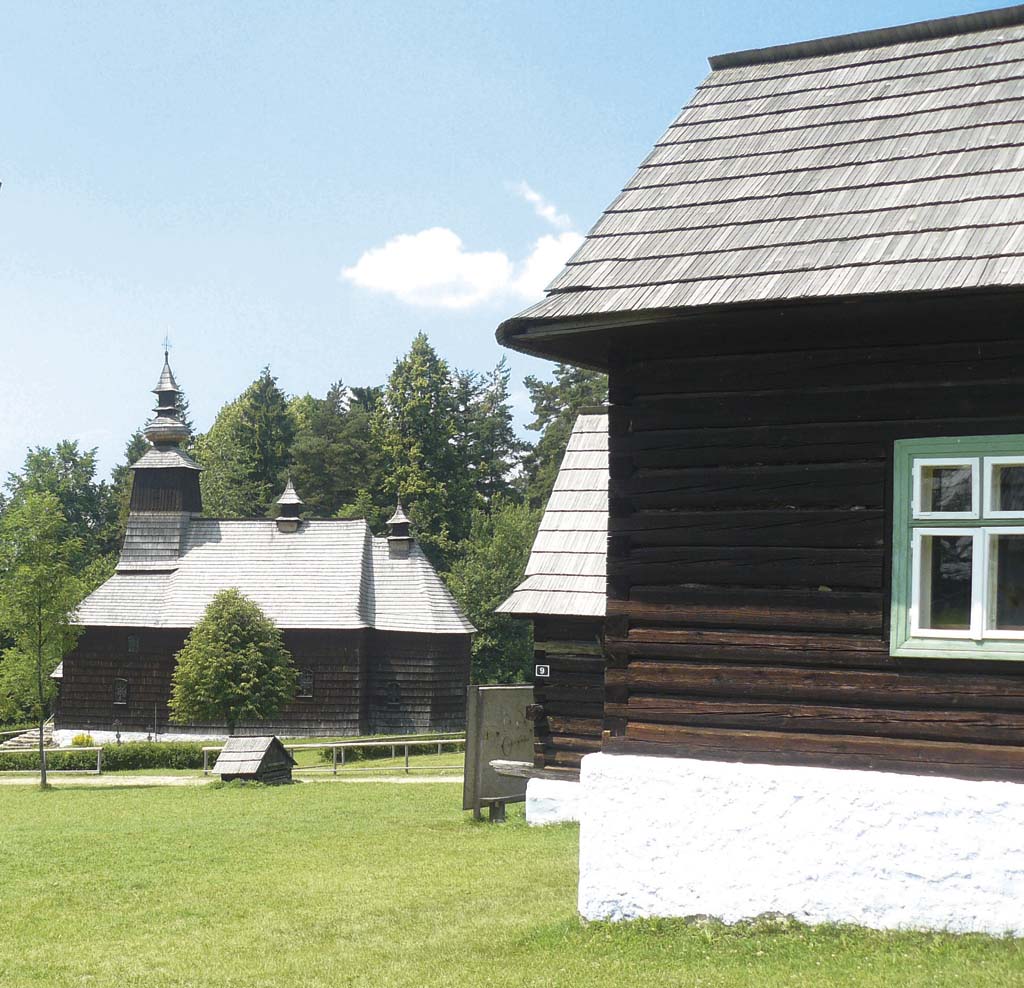 			Stavby jsou přestěhovány z okolí			