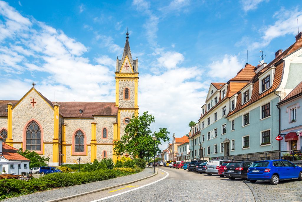 Město Hluboká nad Vltavou očekává v souvislosti s pandemií onemocnění COVID-19 pokles příjmů letošního rozpočtu o 25 procent