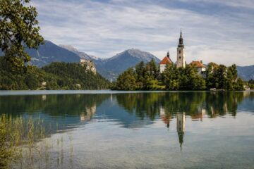 Etiketa ve Slovinsku: jak se chovat, spropitné a čeho se vyvarovat