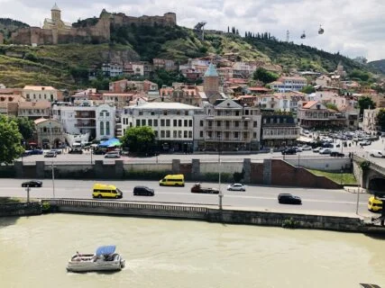 Pohled na staré Tbilisi v Gruzii